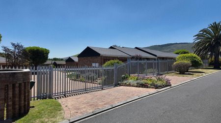 2 Bedroom Townhouse in Welgelegen