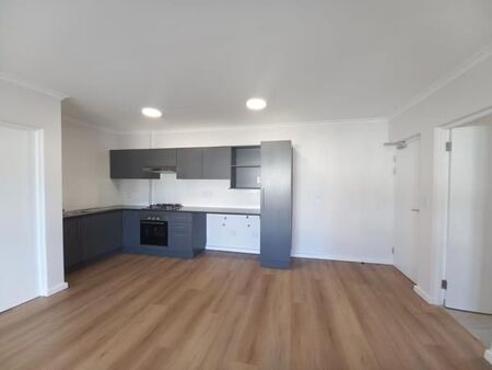 2 Bedroom Apartment in Burgundy Estate