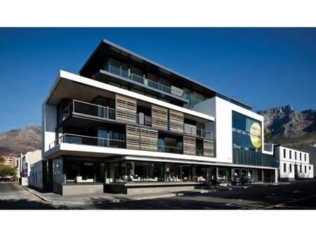 2 Bedroom Apartment in Gardens