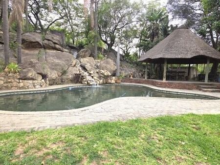 4 Bedroom House in Karino