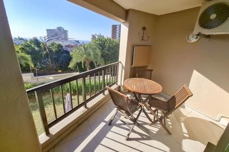 2 Bedroom Apartment in Umhlanga Rocks