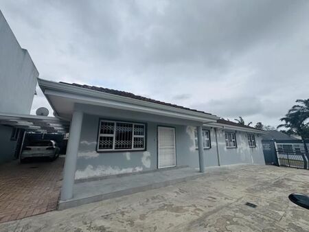 4 Bedroom Townhouse in Sherwood