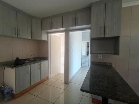 2 Bedroom Flat in Chelmsford Heights