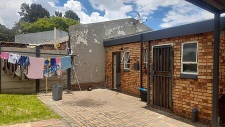 3 Bedroom House in Georginia