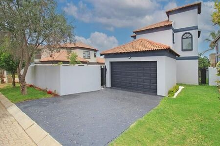 3 Bedroom House in Willowbrook