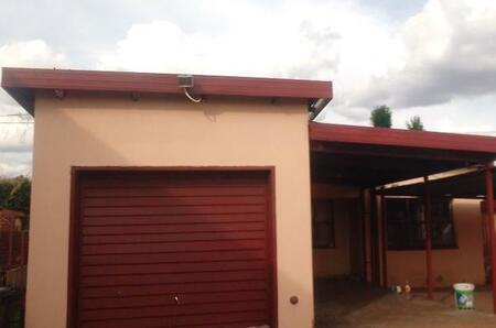 2 Bedroom House in Ga-rankuwa