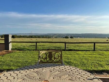 3 Bedroom Townhouse in Boschkop