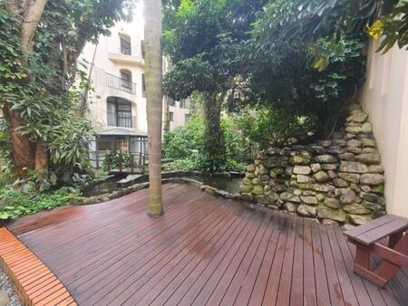 2 Bedroom Apartment in Quigney