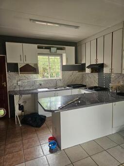 2 Bedroom House in Strubens Valley