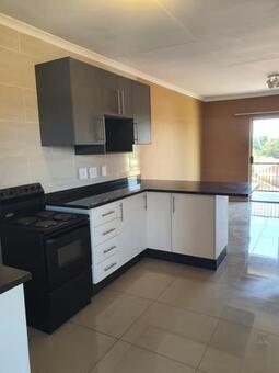 2 Bedroom Flat in Randfontein
