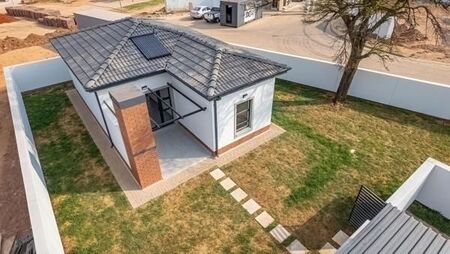 2 Bedroom Cluster in Rietvalleirand