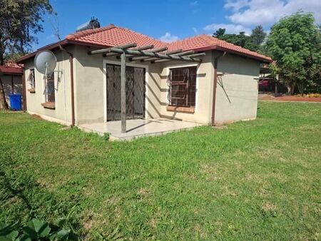 2 Bedroom Townhouse in Heatherview