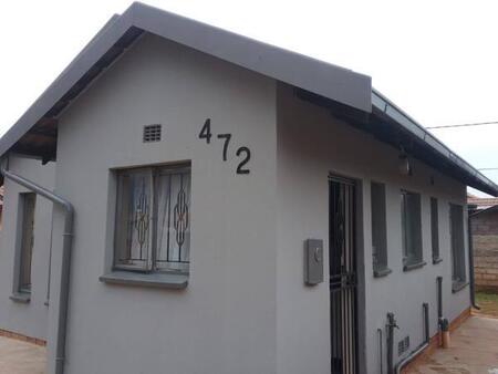 2 Bedroom House in Dobsonville