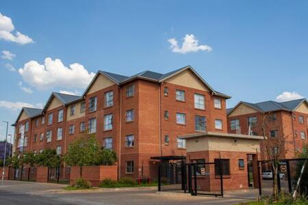 2 Bedroom Flat in Capital Park