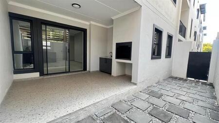2 Bedroom Apartment in Bryanston
