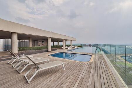 2 Bedroom Apartment in Morningside