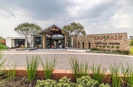 1 Bedroom Apartment in Linbro Park