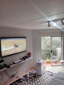 Studio apartment in Bryanston