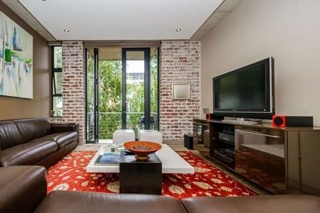 2 Bedroom Apartment in Melrose Arch