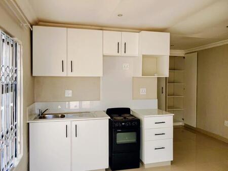 Studio apartment in Ferndale