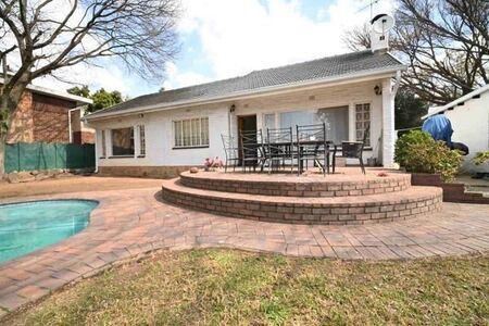 3 Bedroom House in Blairgowrie