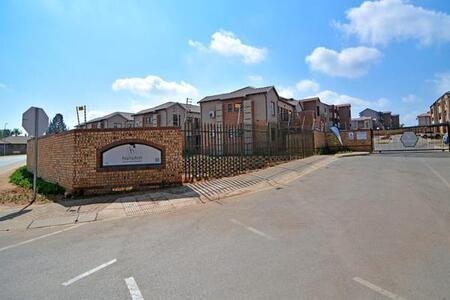 2 Bedroom Apartment in Bergbron