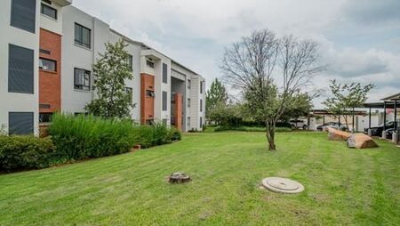 2 Bedroom House in Jackal Creek Golf Estate