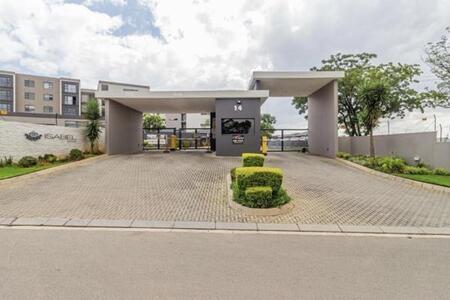 2 Bedroom Apartment in North Riding