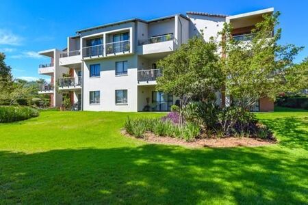 2 Bedroom Apartment in Jackal Creek Golf Estate