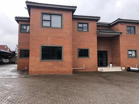 3 Bedroom Apartment in Ridgeway