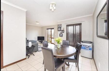 1 Bedroom Apartment in Fourways