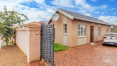 3 Bedroom House in Savanna City