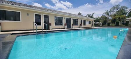 2 Bedroom Apartment in Fourways