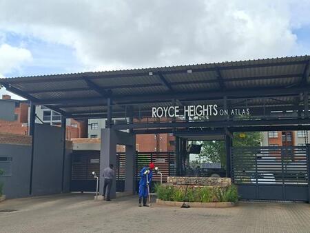 3 Bedroom Apartment in Bartlett