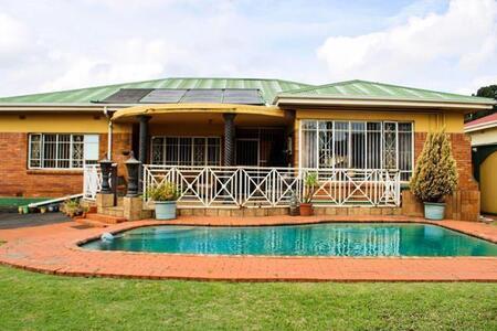 3 Bedroom House in Brenthurst