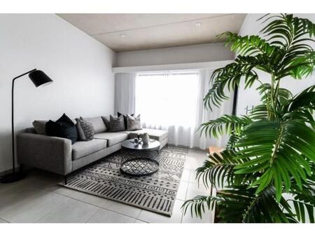 2 Bedroom Apartment in Glen Marais