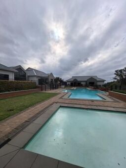 1 Bedroom Apartment in Modderfontein