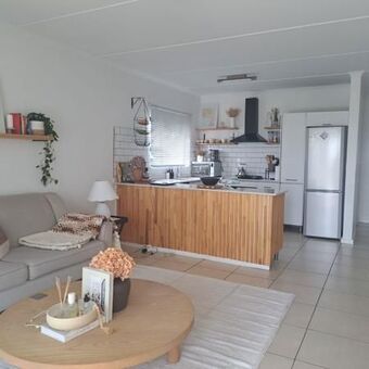 2 Bedroom House in Greenstone Hill