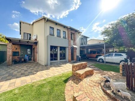 3 Bedroom House in Brentwood Park