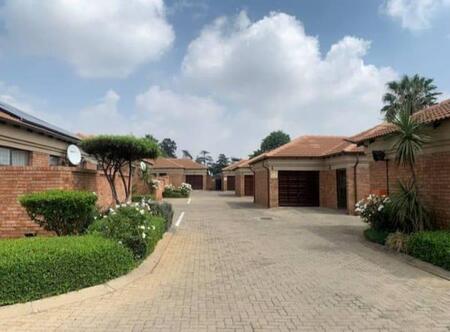 3 Bedroom Townhouse in Alberton