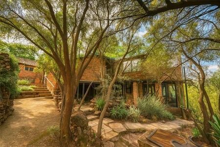 2 Bedroom House in Hennops River