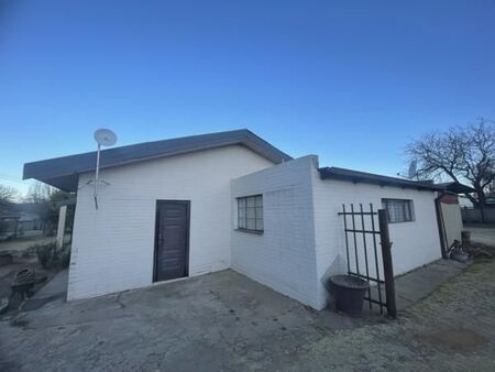 2 Bedroom Apartment in Ficksburg