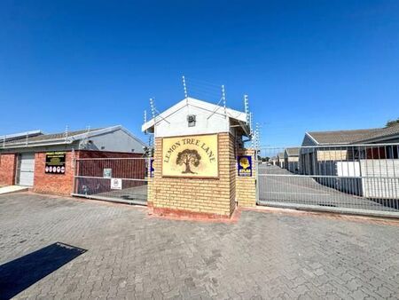 2 Bedroom Townhouse in Lorraine