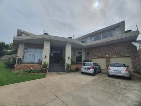 4 Bedroom House in Winterstrand