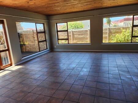 2 Bedroom Apartment in Aston Bay