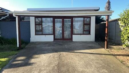 1 Bedroom Apartment in Gonubie