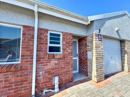 2 Bedroom Townhouse in Lorraine