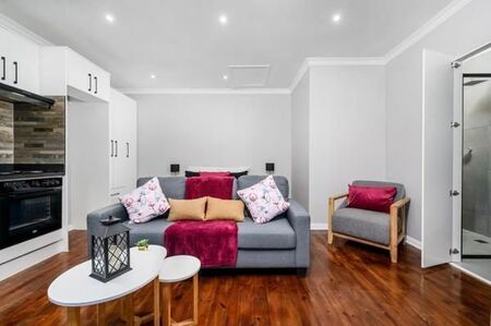 1 Bedroom Apartment in Newton Park