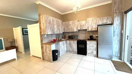 1 Bedroom Apartment in Country Club