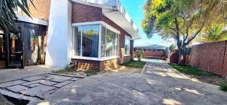 3 Bedroom House in Boston